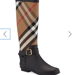 Burberry boots